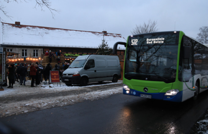 Burgenlinie vor dem Weihnachtsmarkt